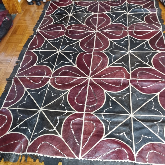 2 PIECE SQUARE LEATHER AFRICAN CARPET SET - Picture 2 of 4